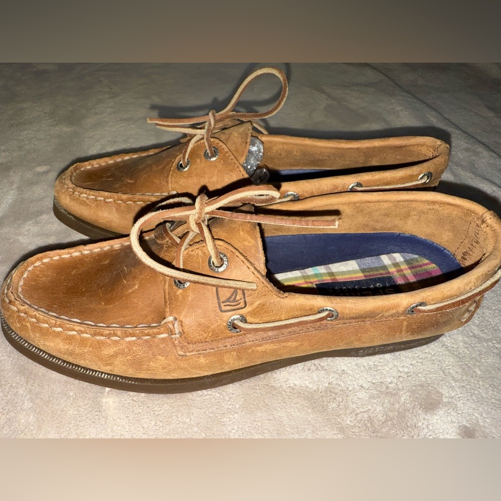 Sperry Tan Leather Boat Shoes with Moccasin Construction